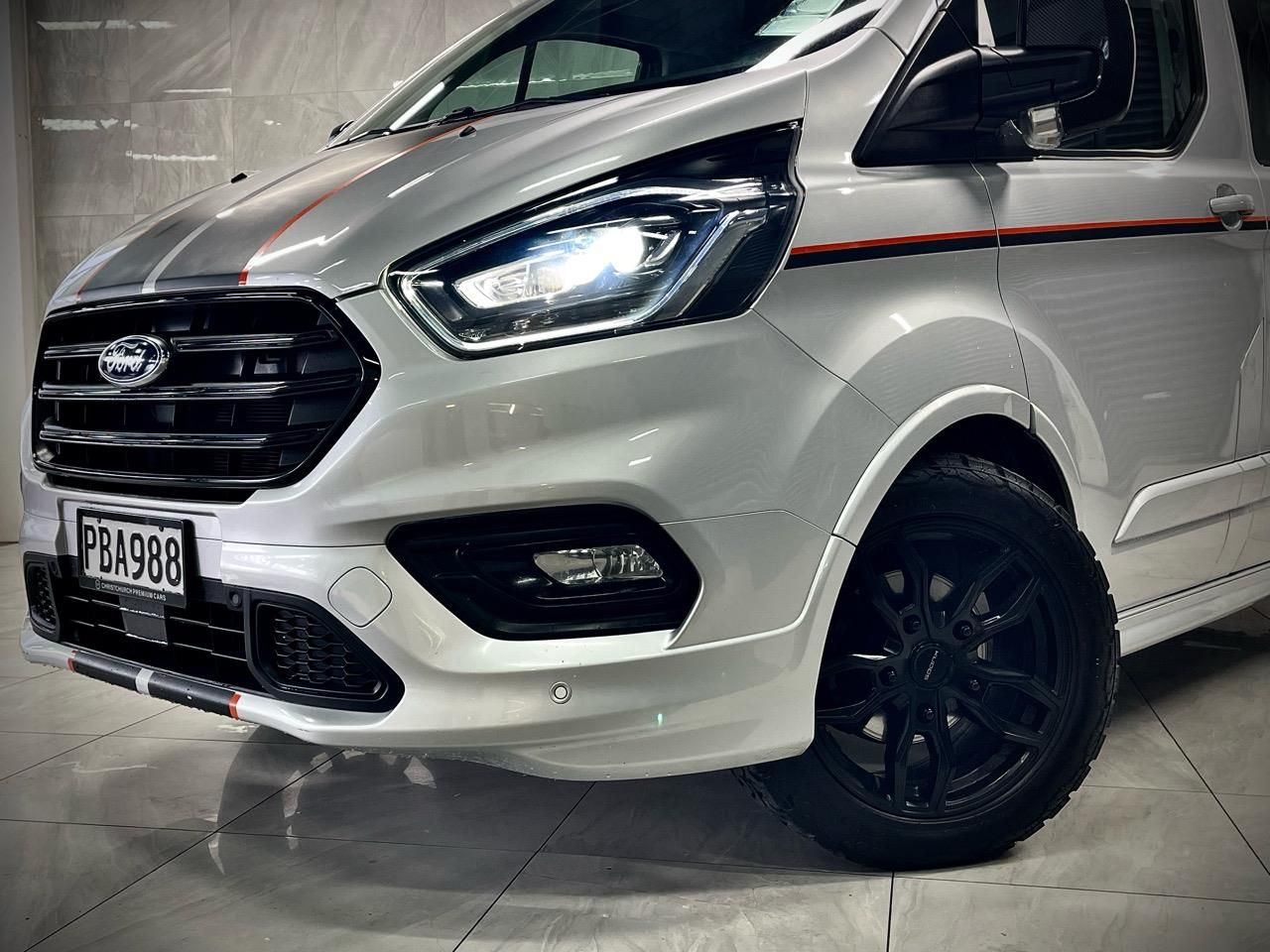 Vehicle image 5