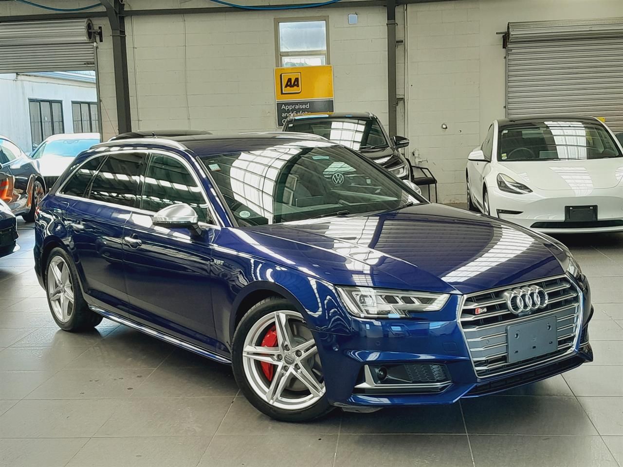 Vehicle image 2
