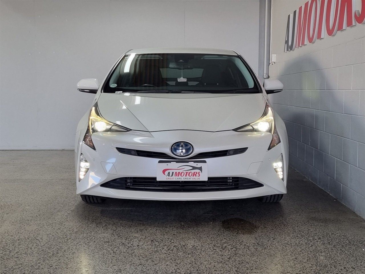 Vehicle image 2
