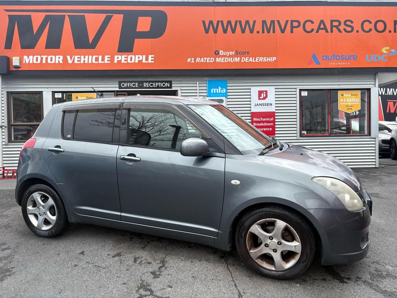 Vehicle image 1