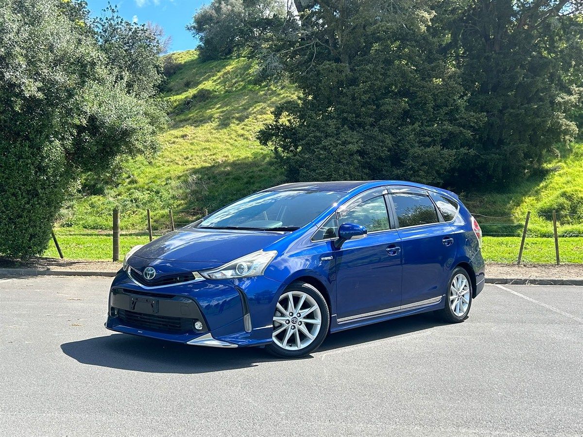 Vehicle image 3