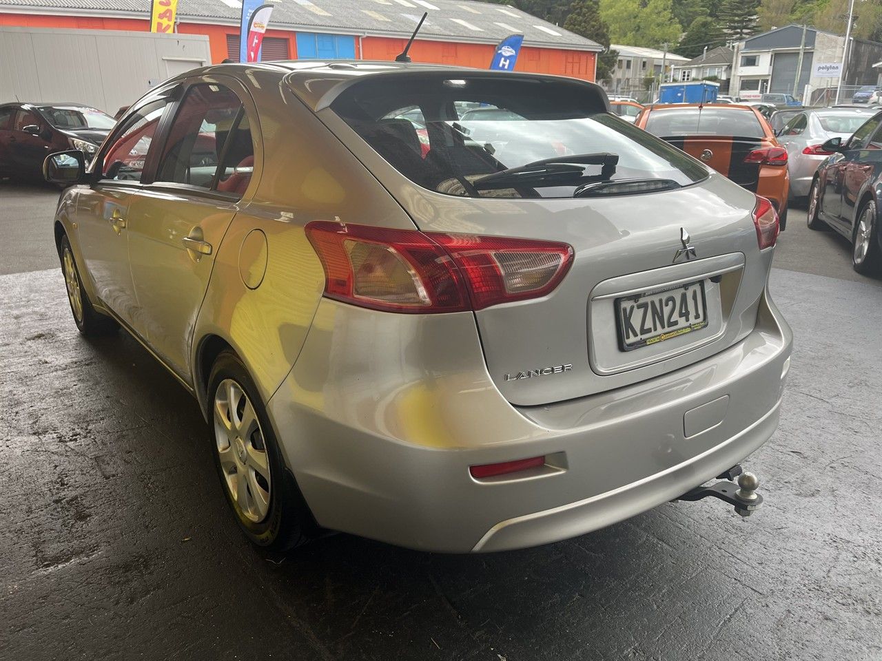 Vehicle image 4