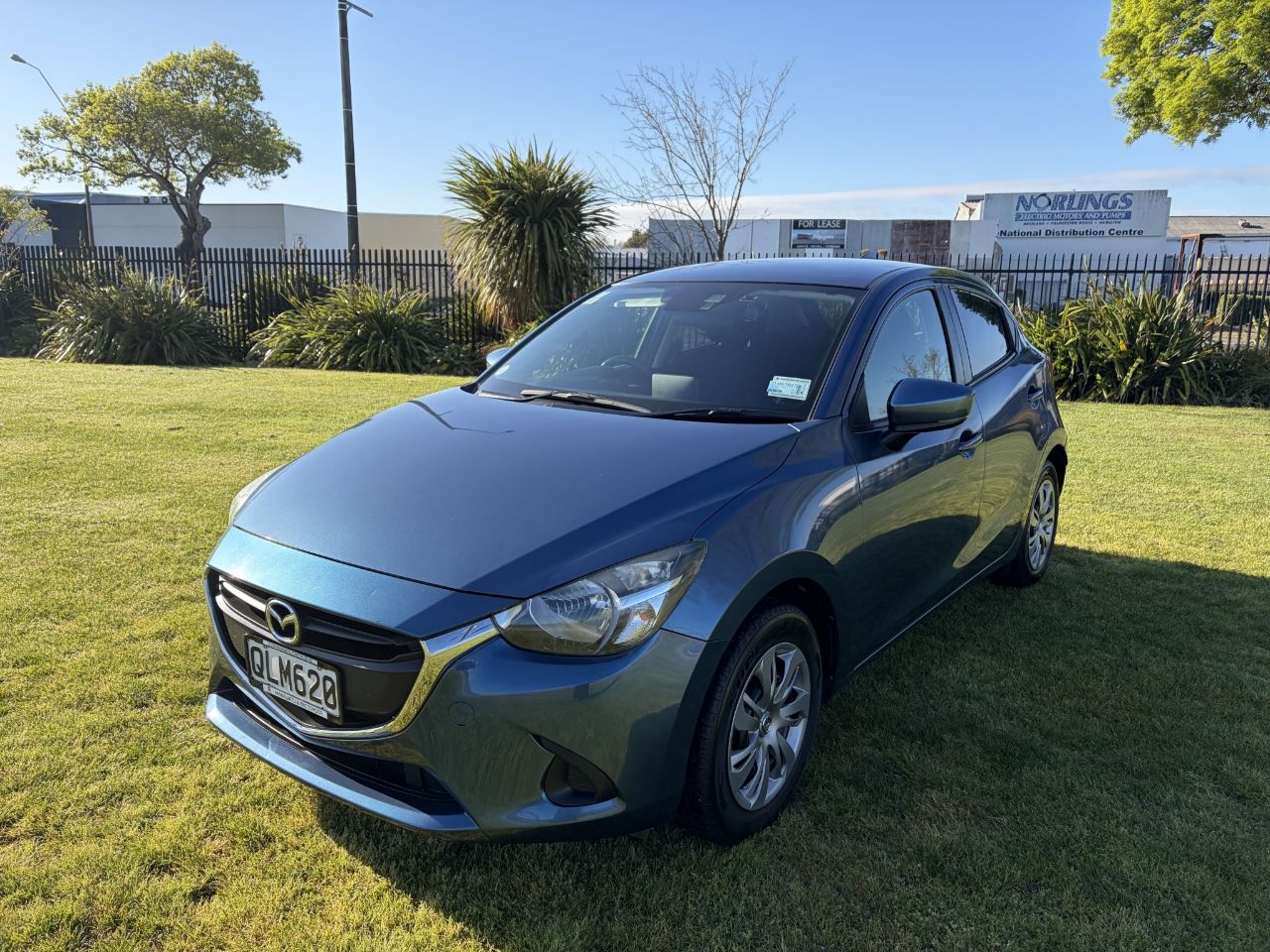Vehicle image 3