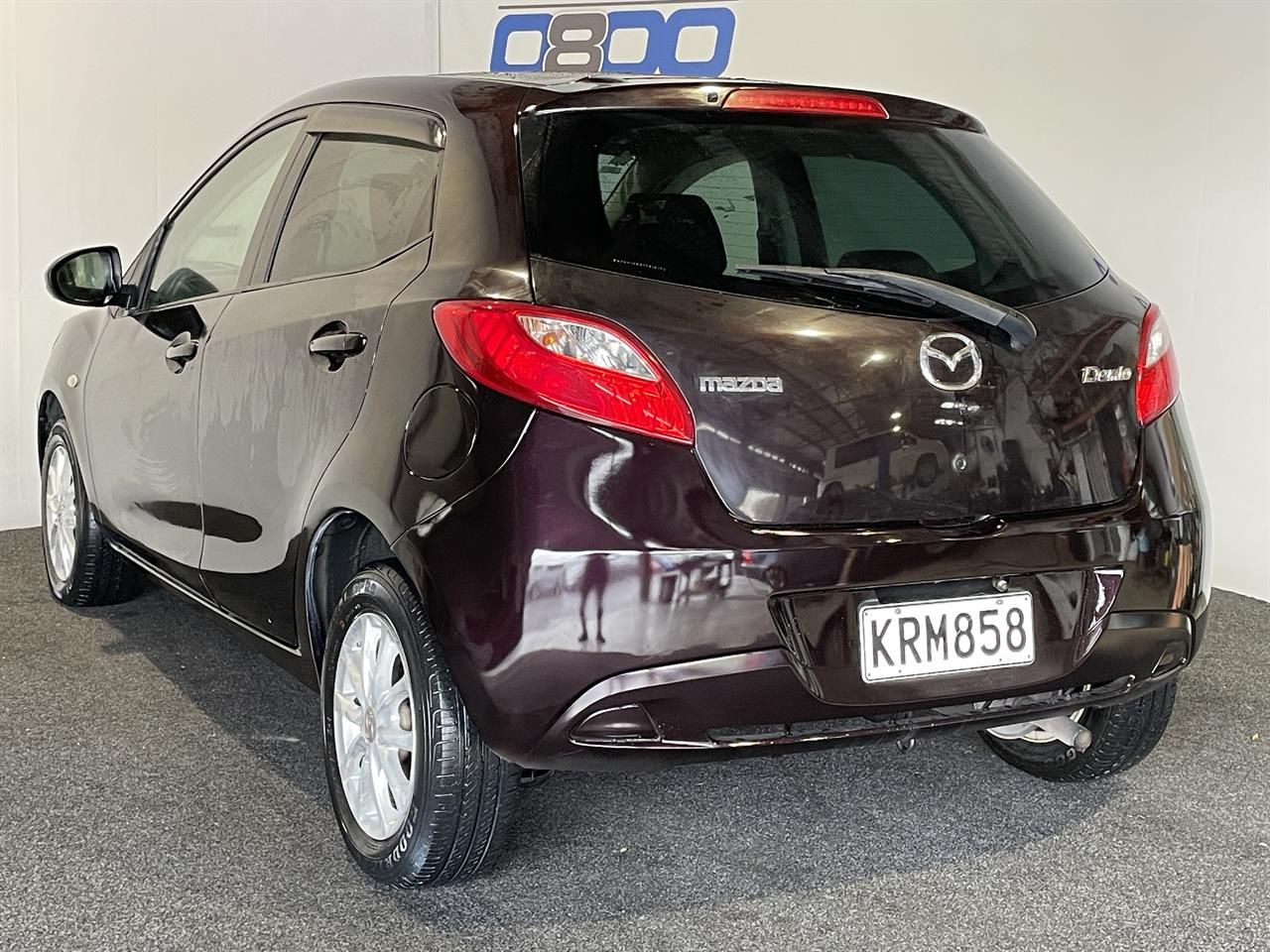 Vehicle image 4