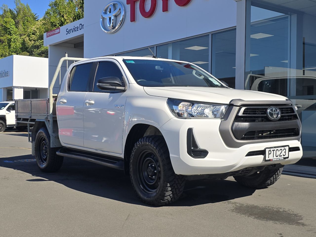 Vehicle image 1