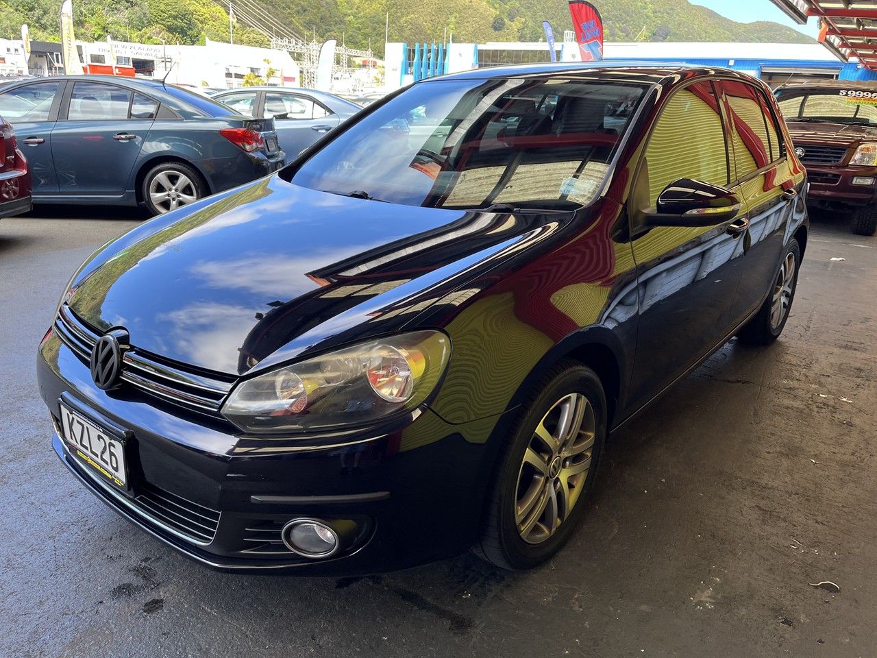 Vehicle image 3