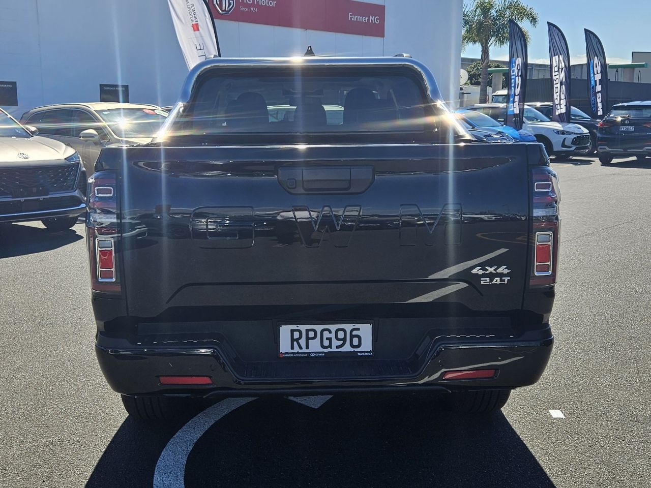 Vehicle image 4