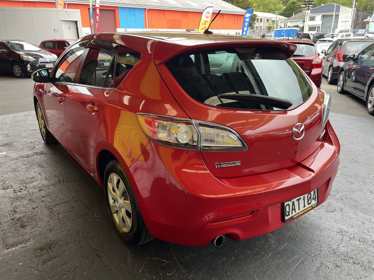 Vehicle image 4