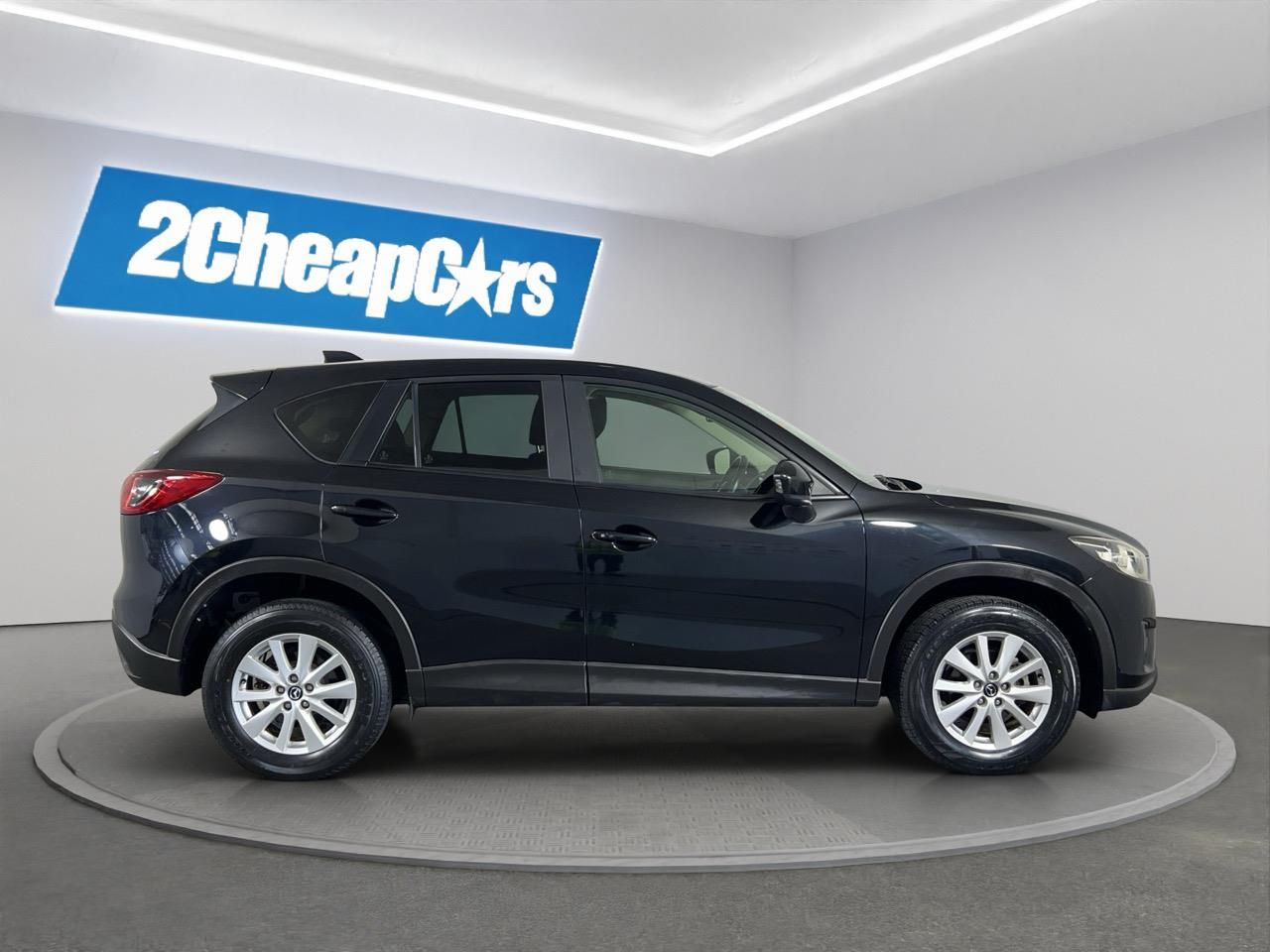 Vehicle image 4