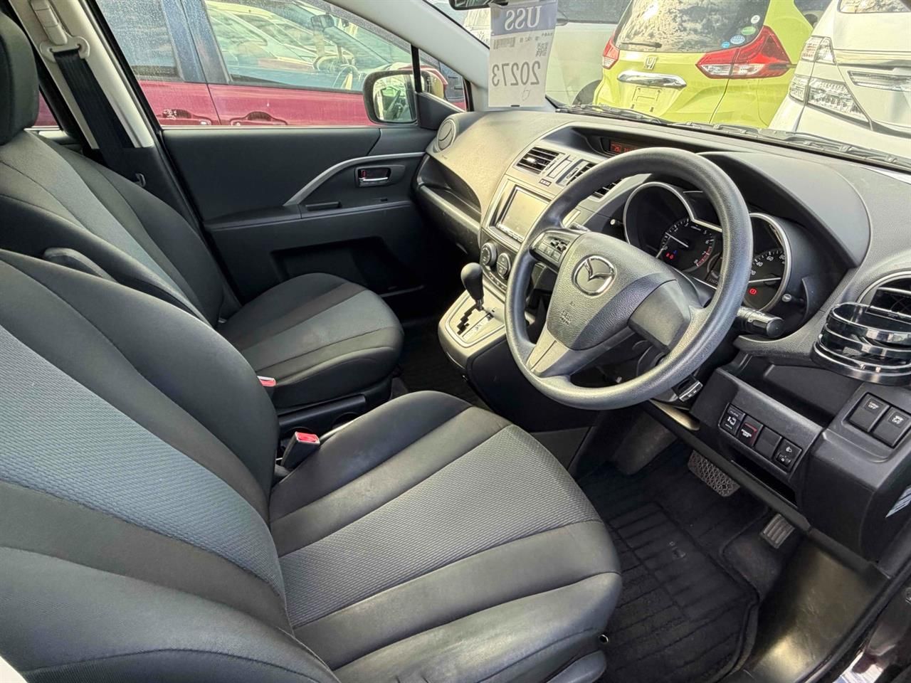 Vehicle image 3