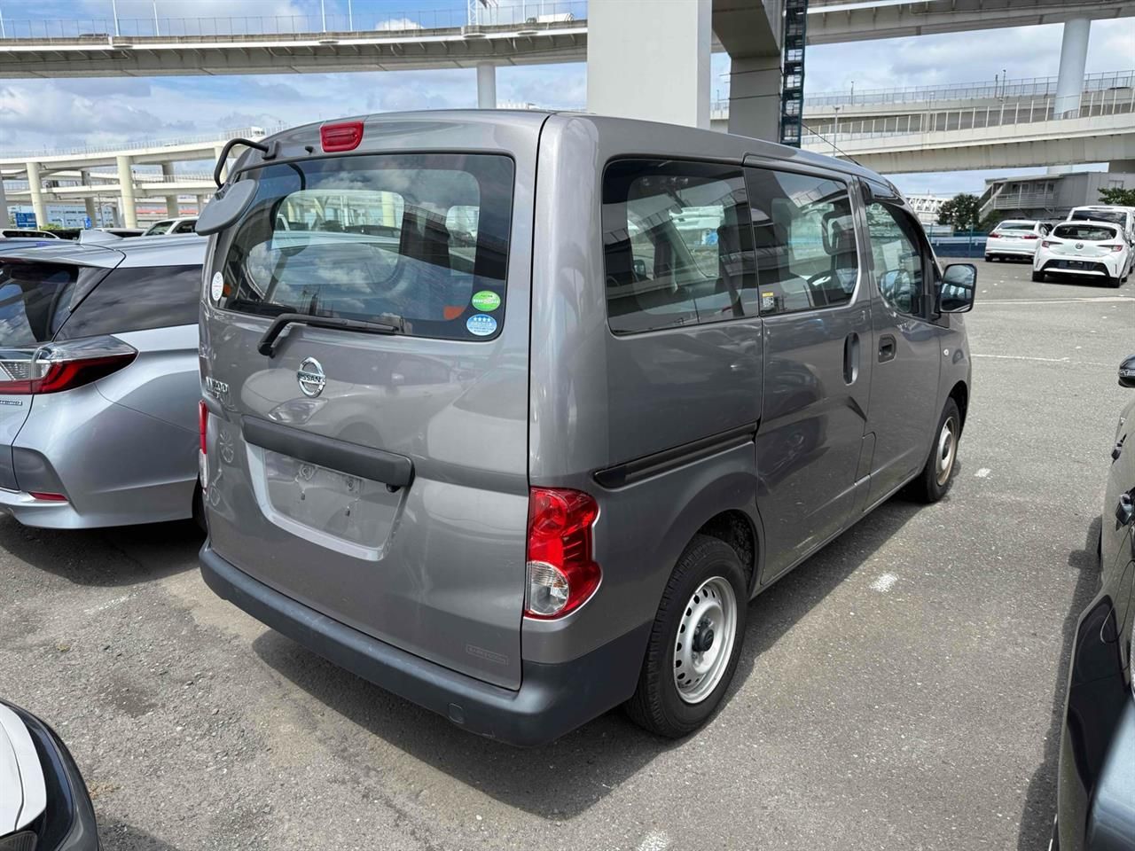 Vehicle image 2