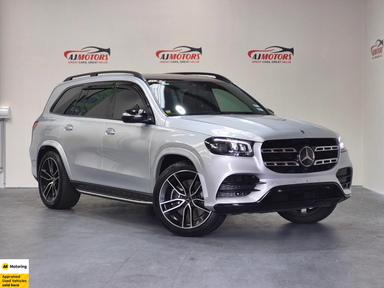 Vehicle image 1
