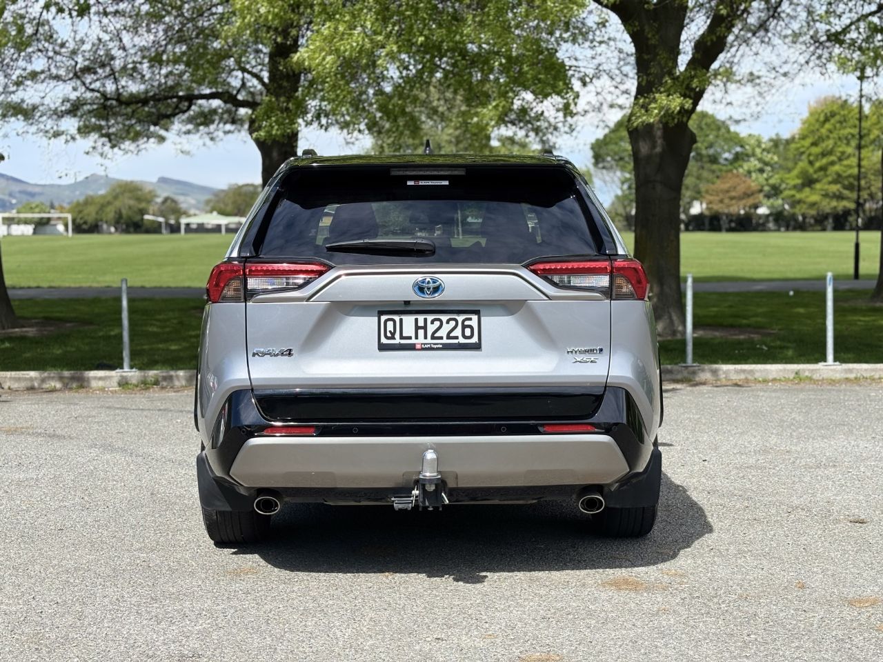 Vehicle image 4