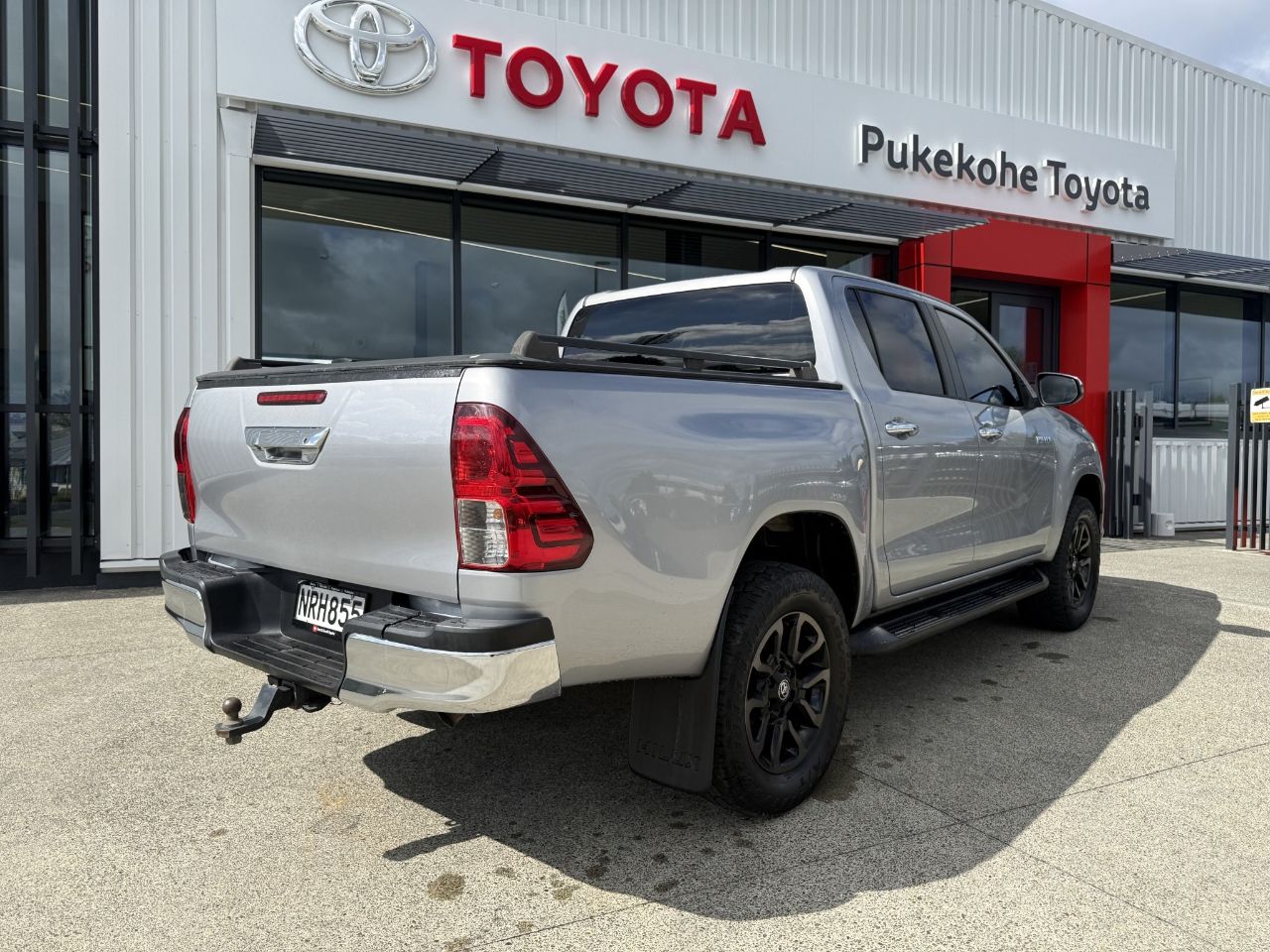 Vehicle image 2