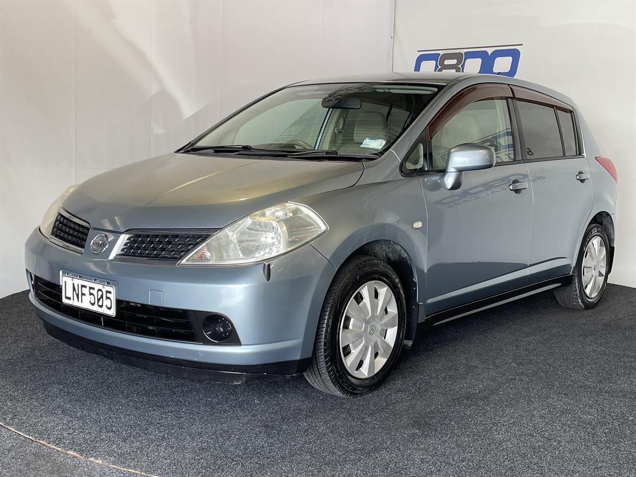 Vehicle image 3