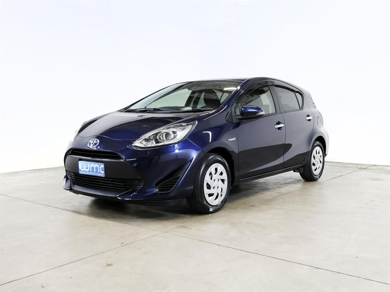 Vehicle image 4