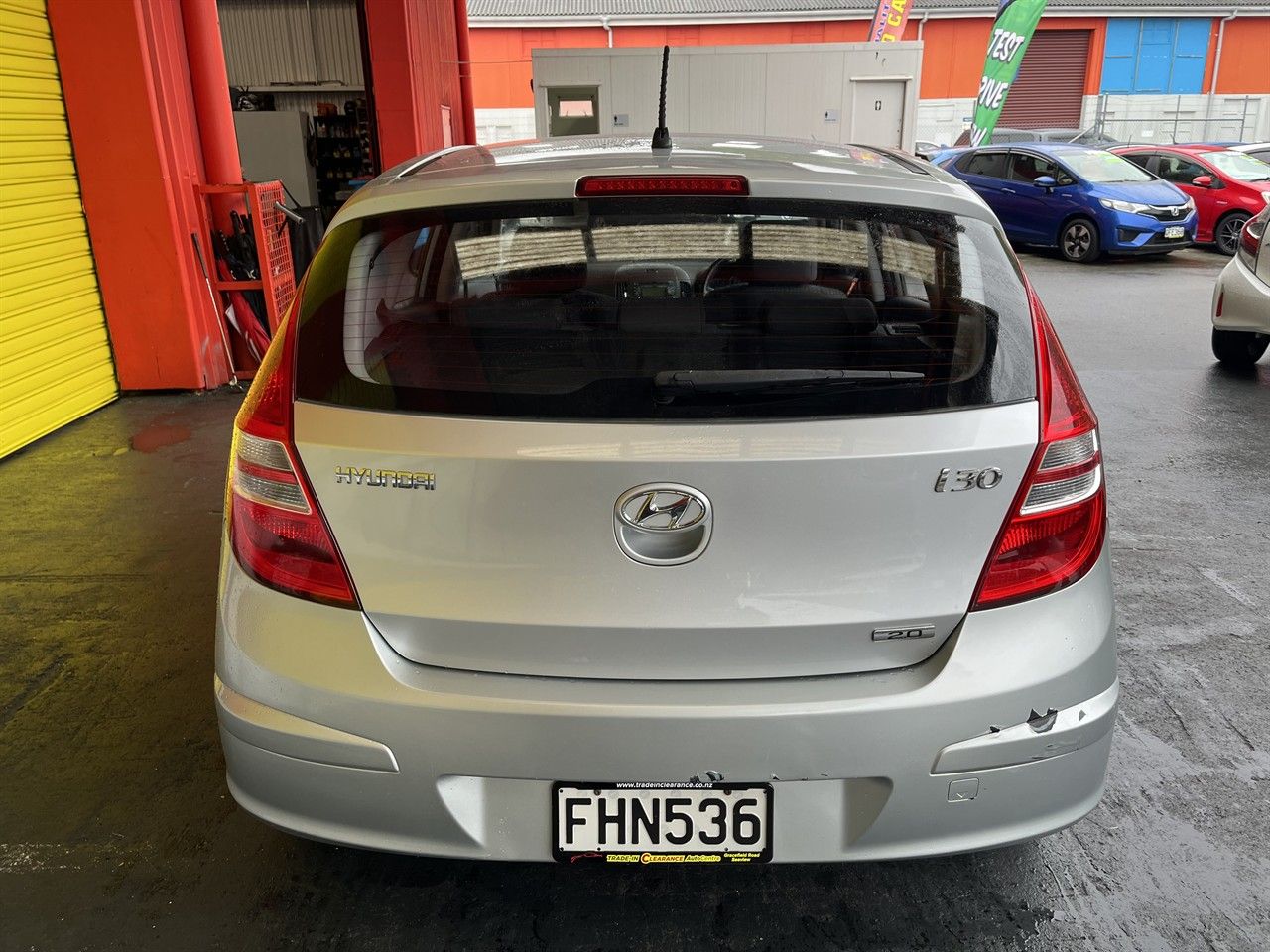 Vehicle image 5