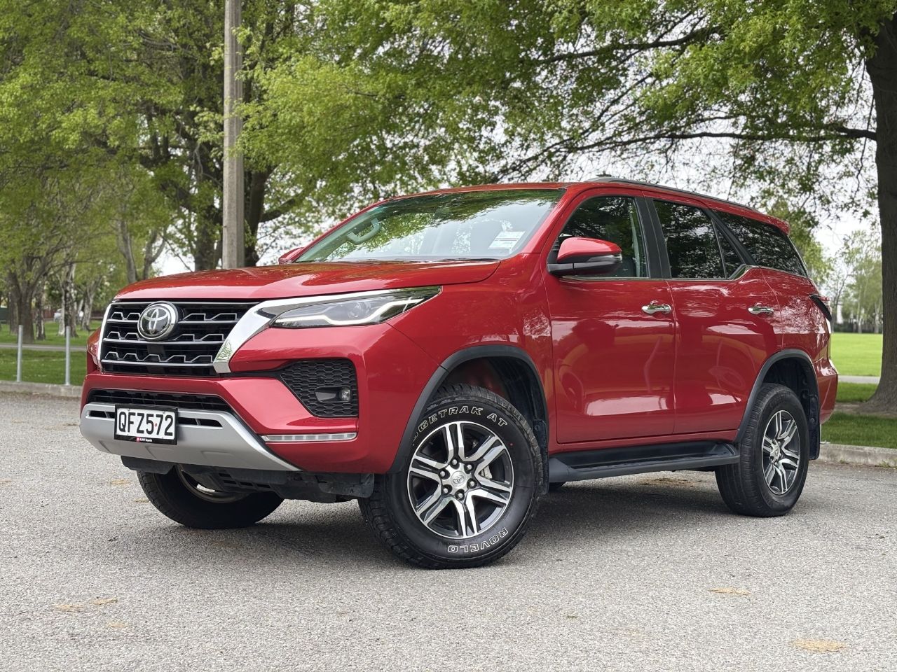 Vehicle image 4