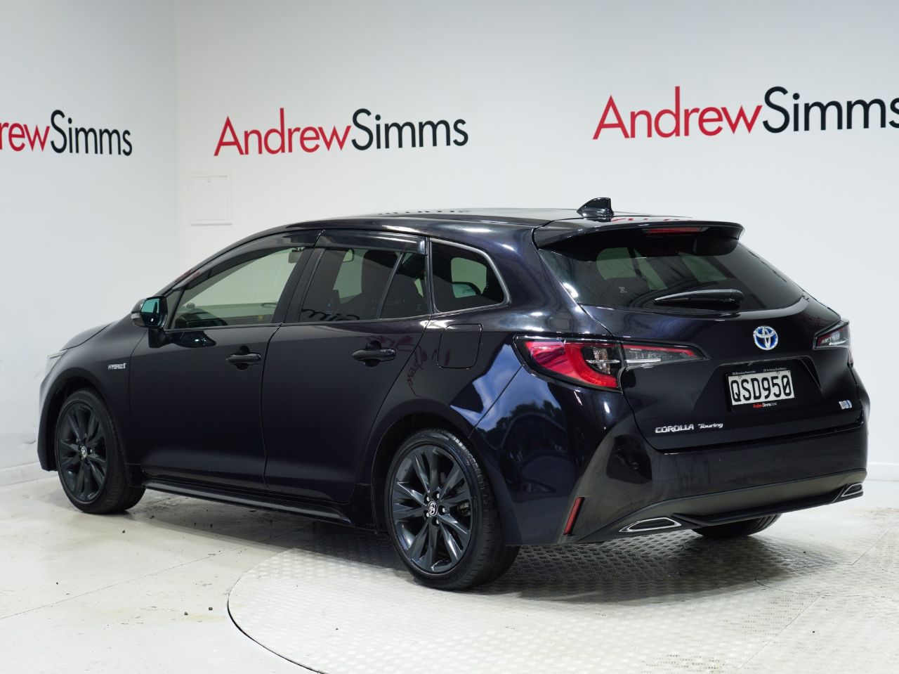 Vehicle image 3