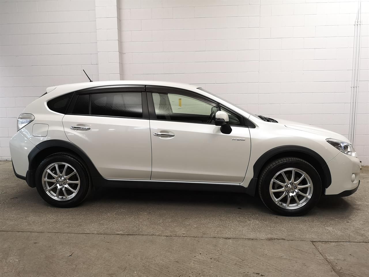 Vehicle image 3