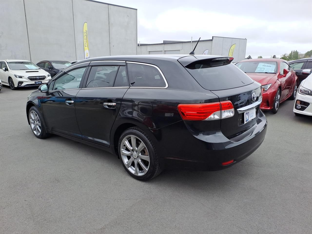 Vehicle image 5