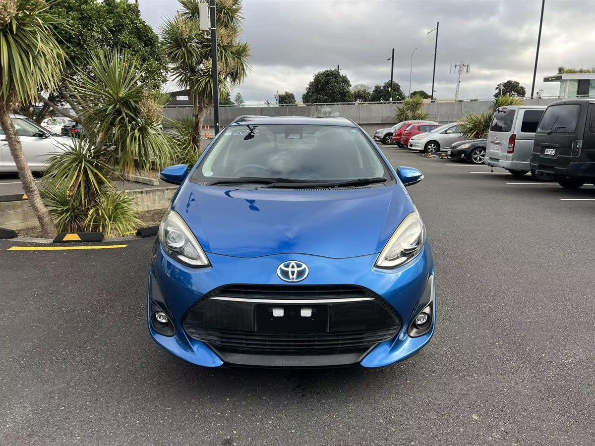 Vehicle image 2