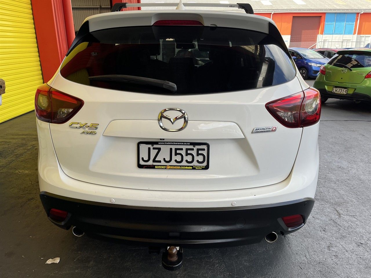 Vehicle image 5
