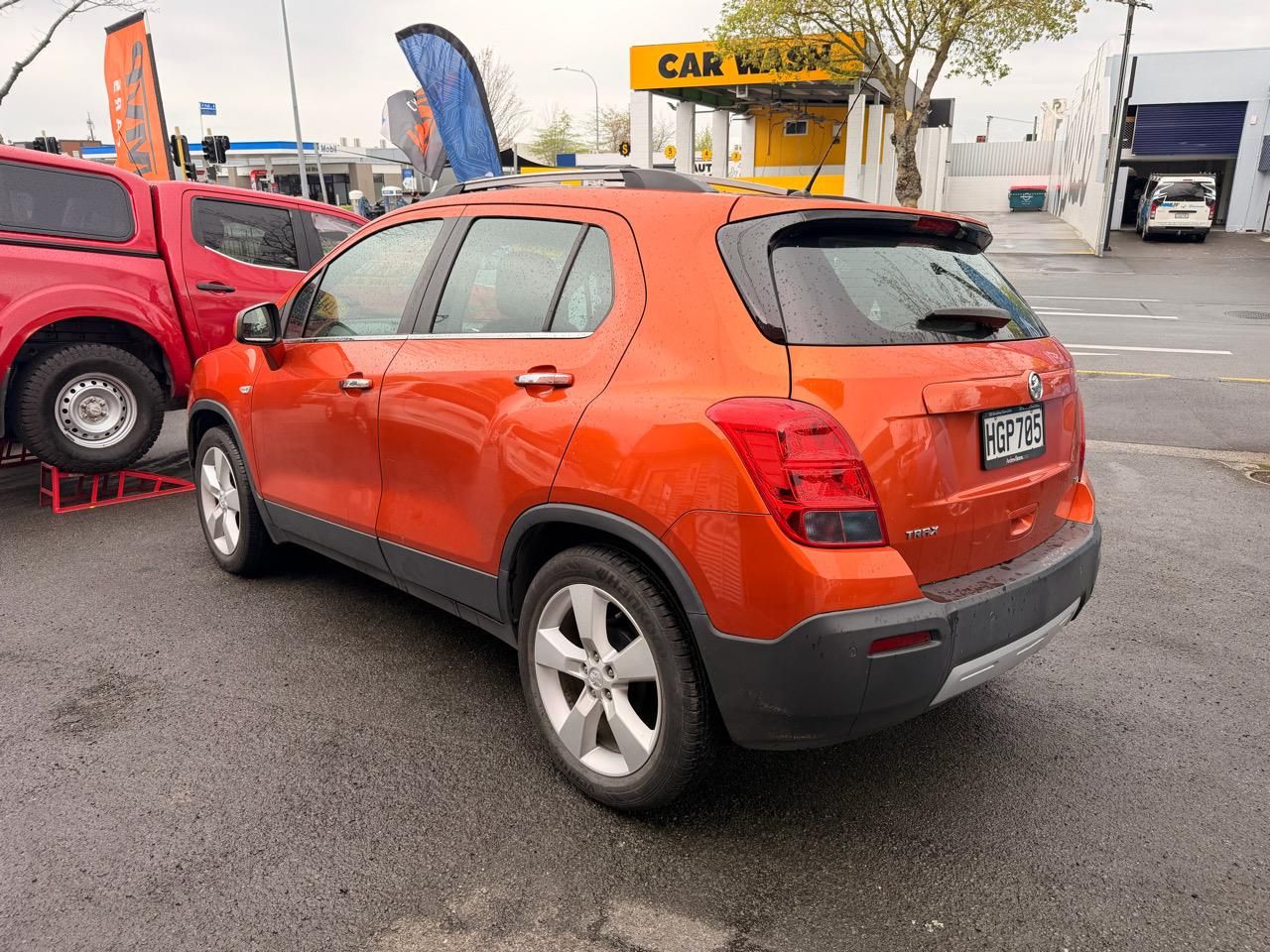 Vehicle image 5