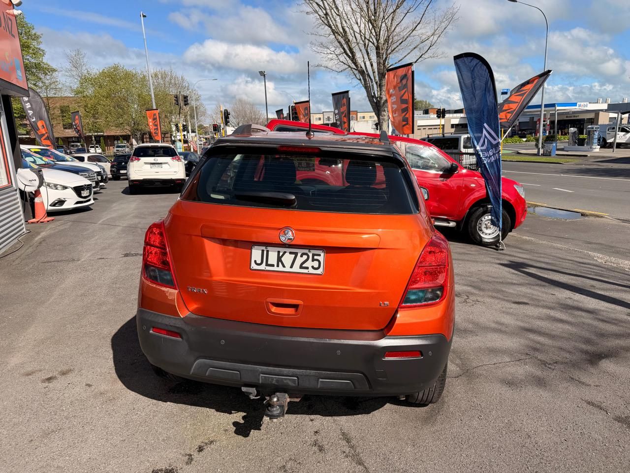Vehicle image 4