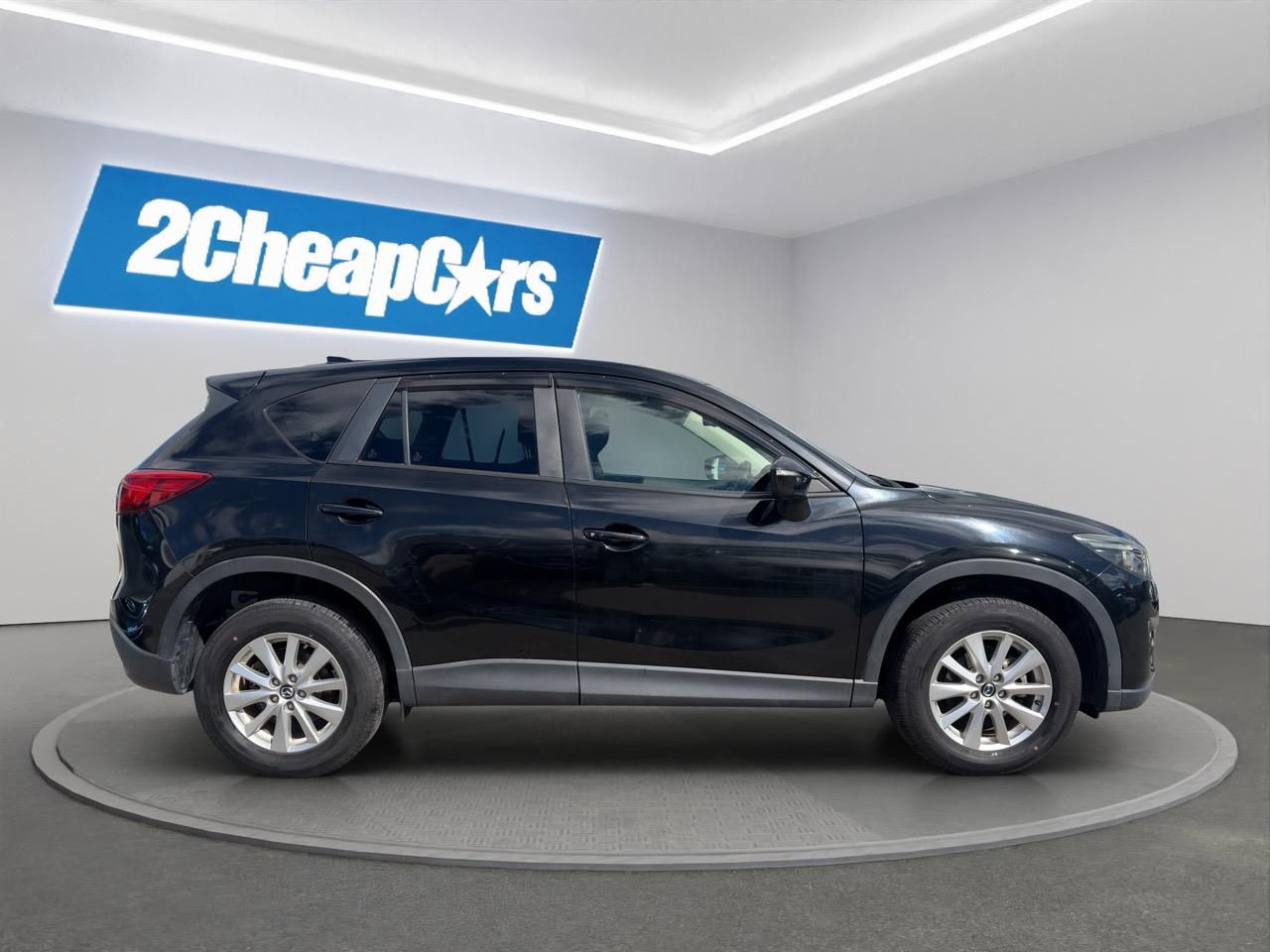 Vehicle image 4