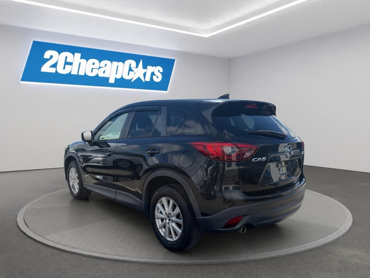Vehicle image 5