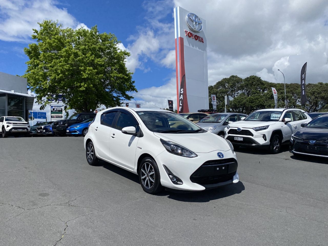 Vehicle image 1