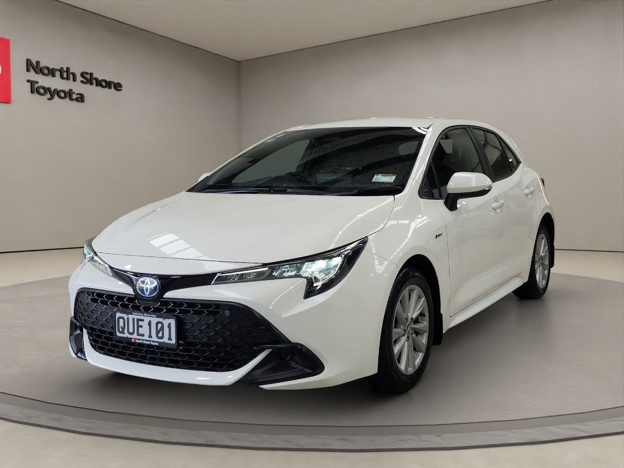 Vehicle image 3