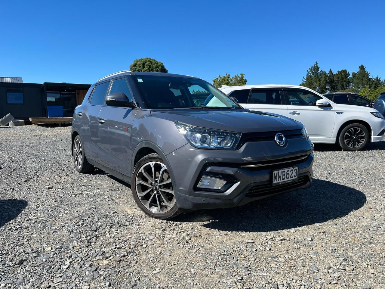 Vehicle image 1