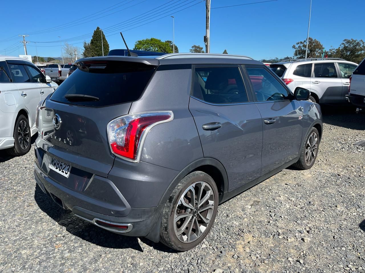 Vehicle image 3