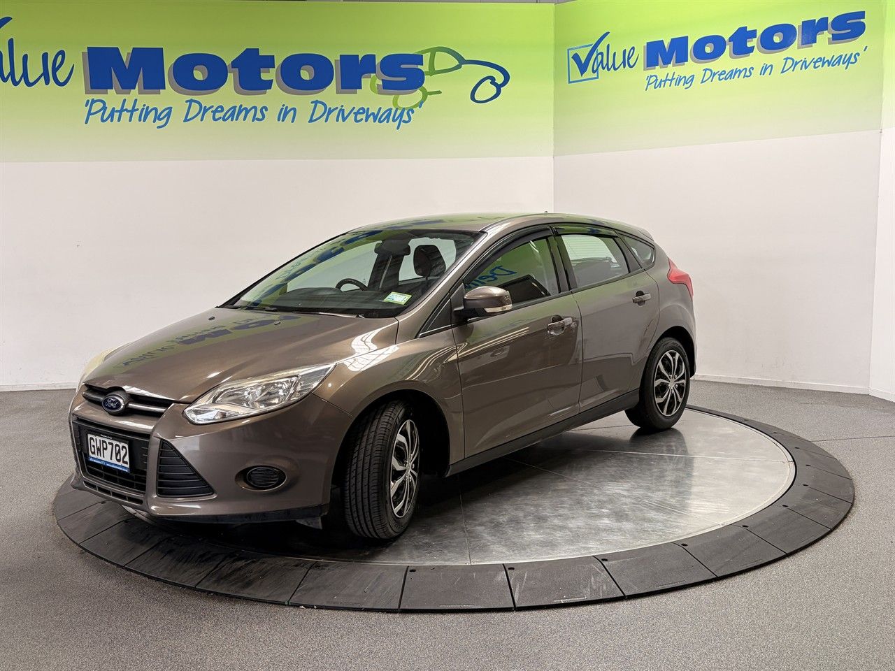 Vehicle image 3