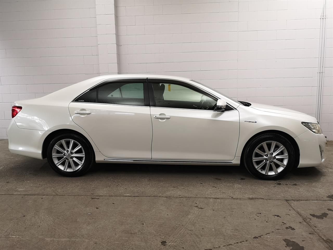 Vehicle image 3