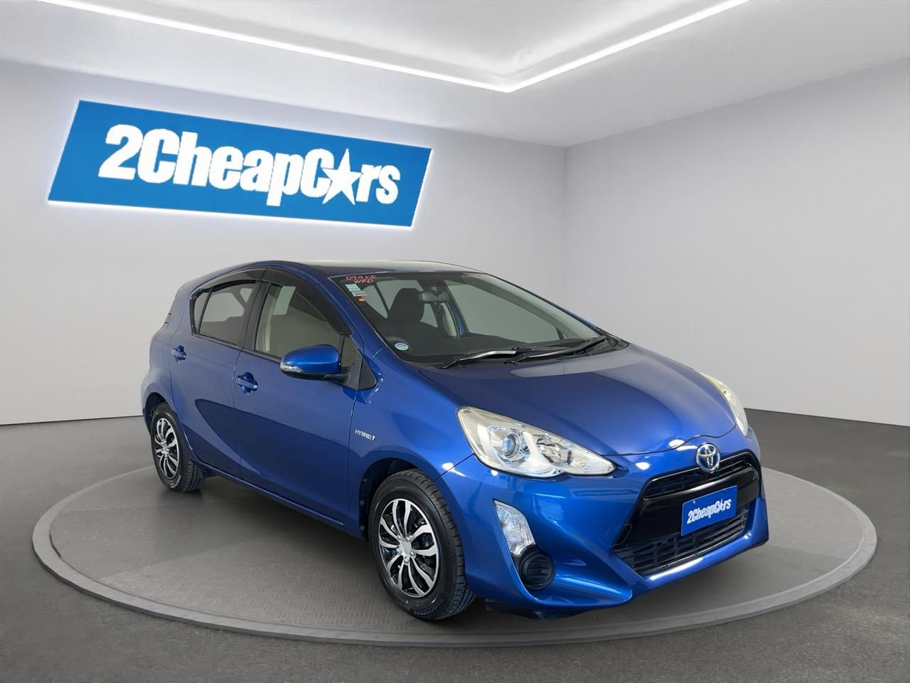 Vehicle image 3