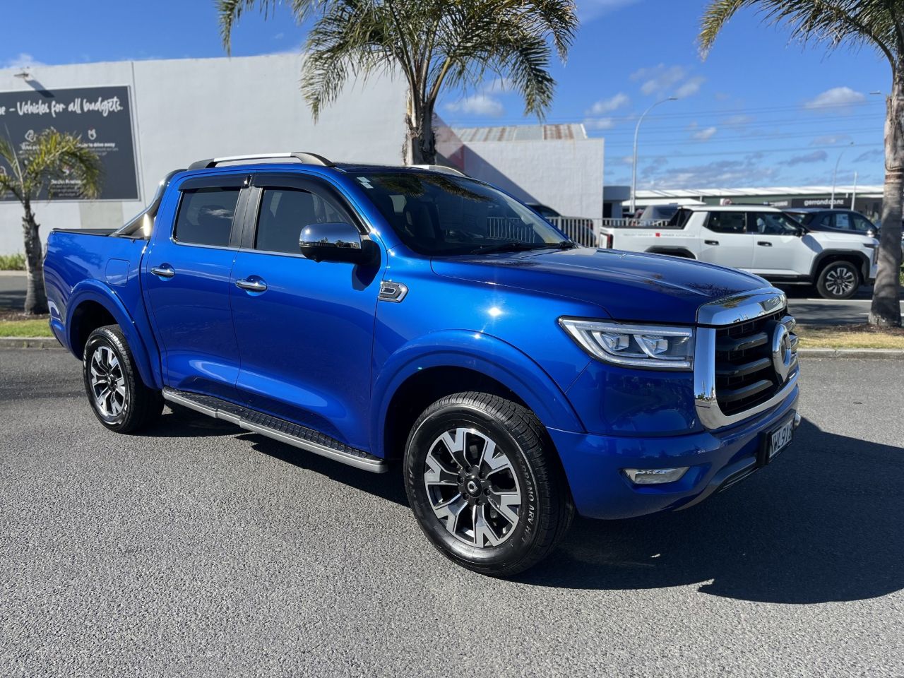 Vehicle image 1