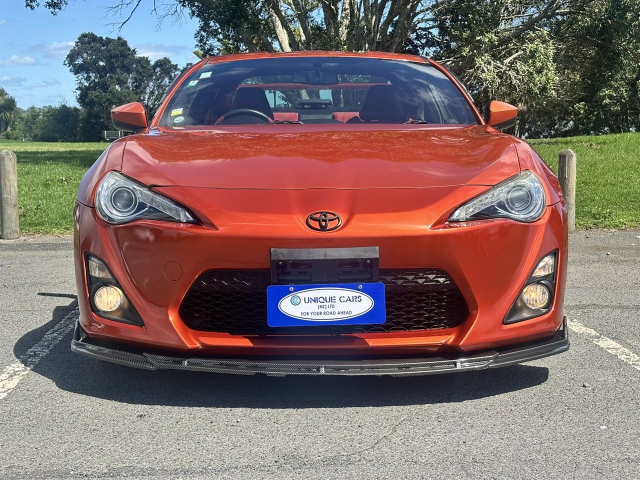 Vehicle image 5