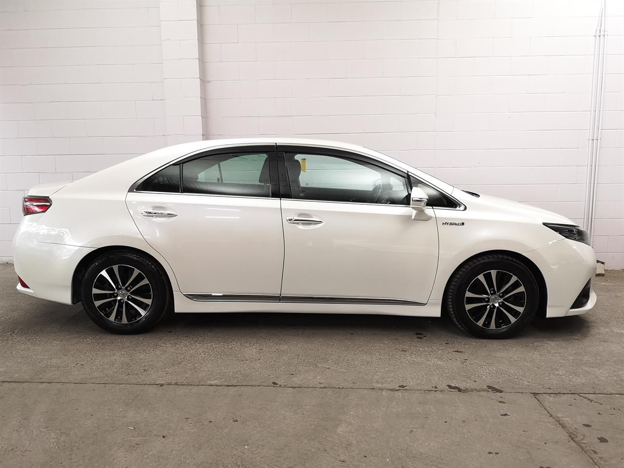 Vehicle image 3