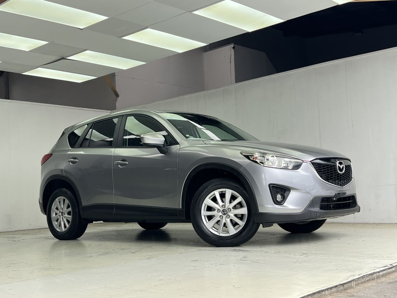 Vehicle image 4