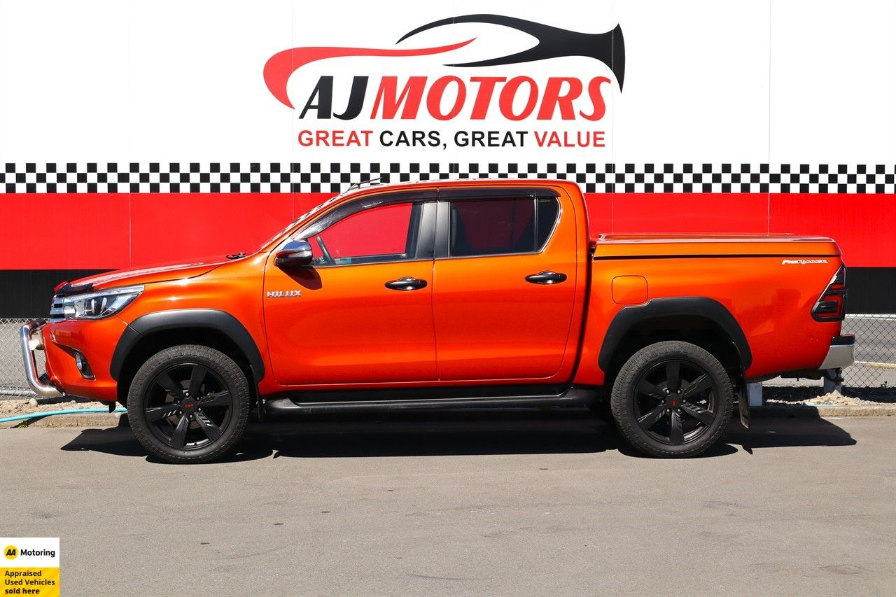 Vehicle image 5