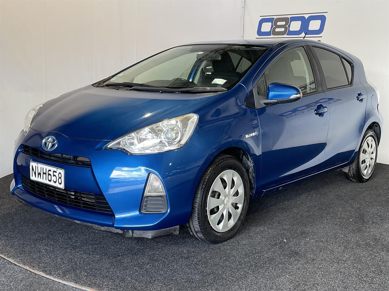 Vehicle image 3
