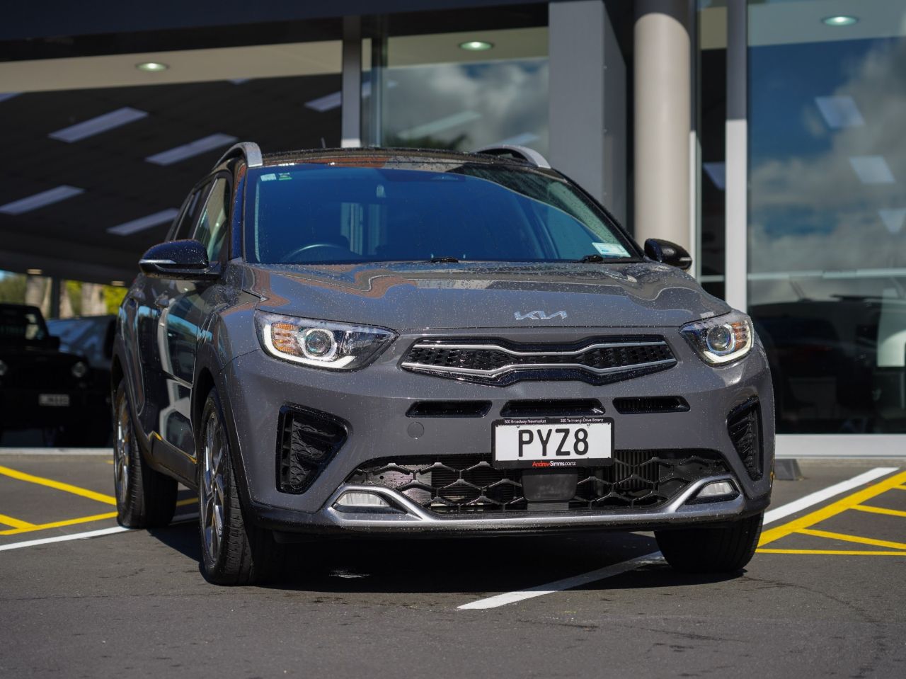 Vehicle image 3
