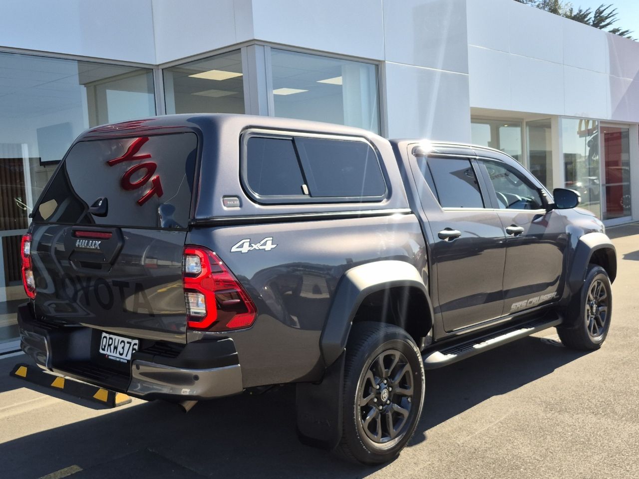 Vehicle image 3