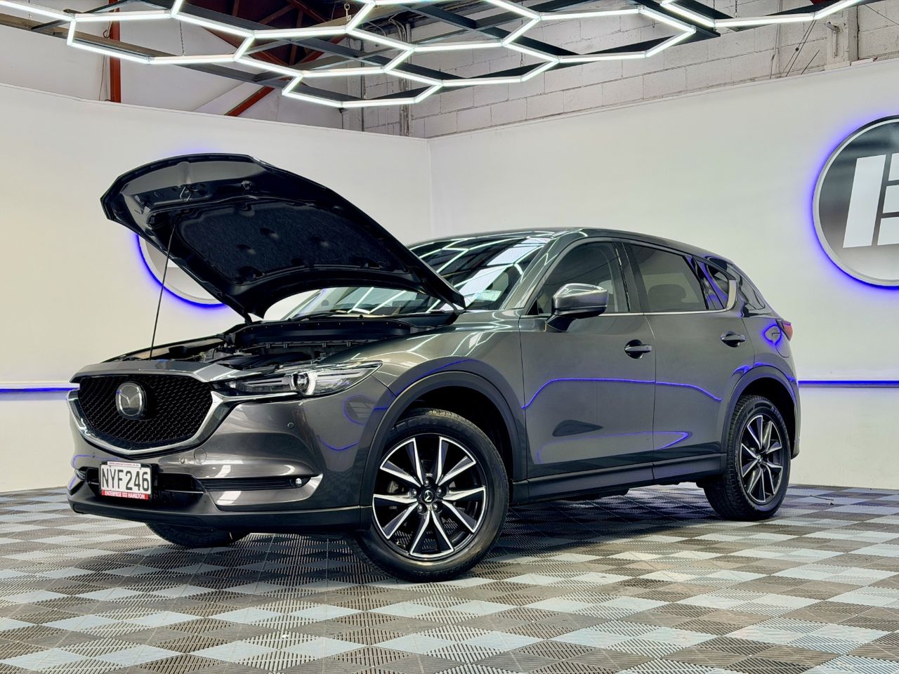 Vehicle image 3