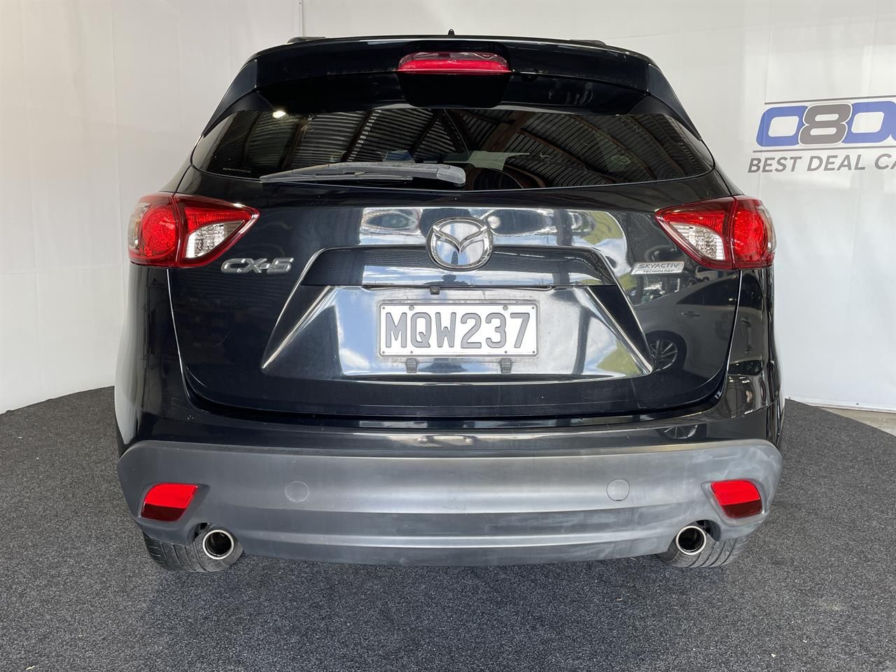 Vehicle image 5