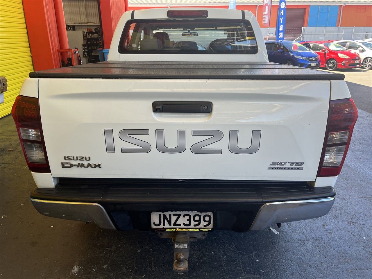 Vehicle image 5