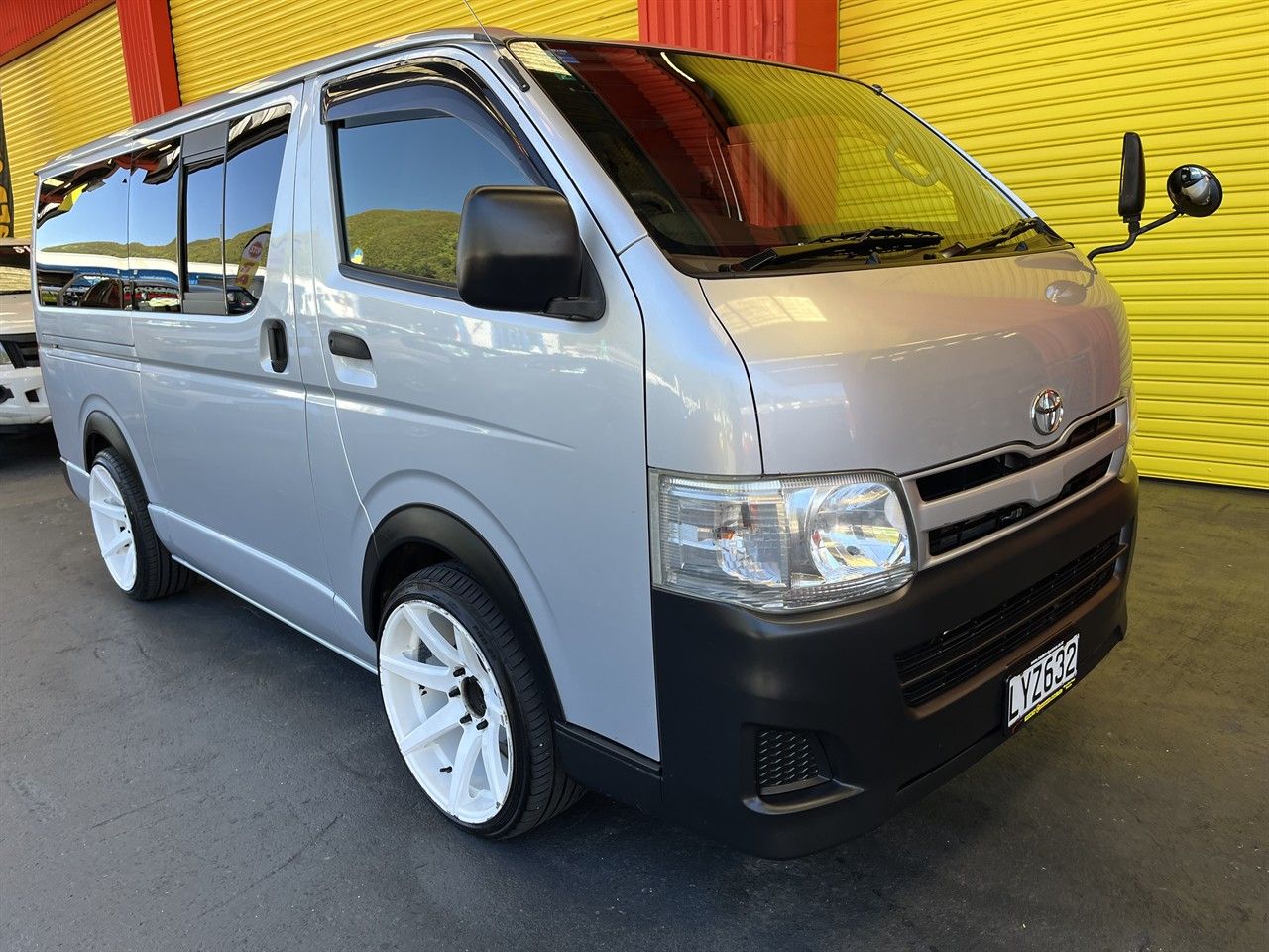 Vehicle image 1